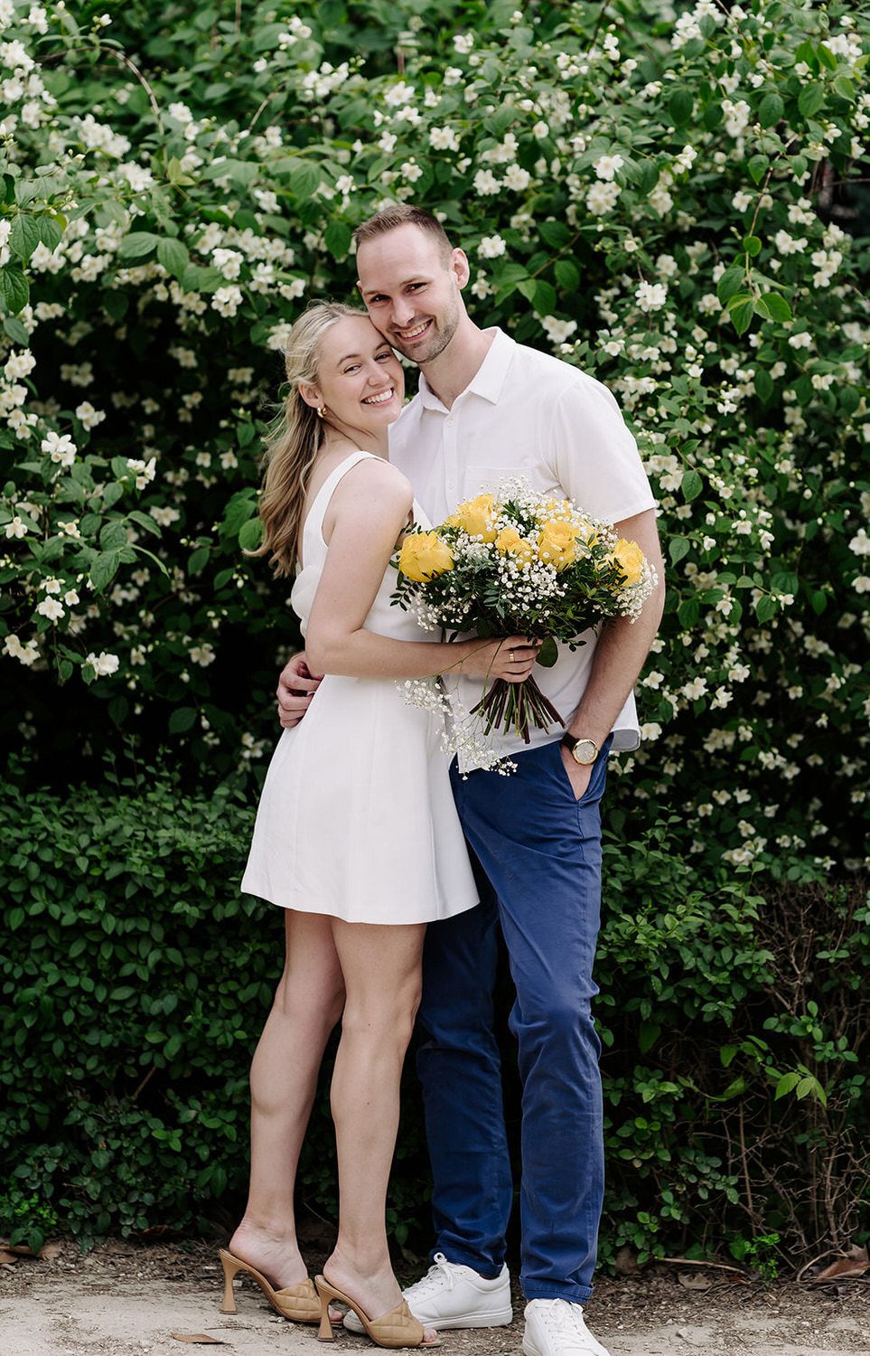 Madrid-Surprise-Proposal-at-Sabatini-Gardens-Madrid-Proposal-Photographer