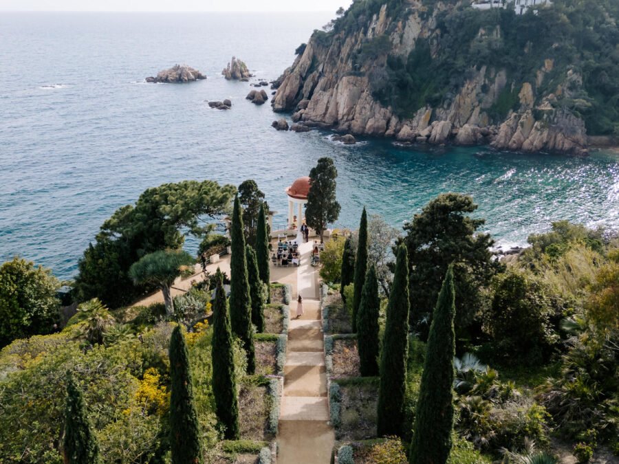 Costa-Brava-Destination-Wedding-at-Marimurtra-Botanical-Garden-Barcelona-Wedding-Photograper