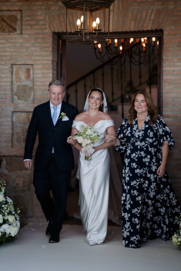 Spain-Destination-Wedding-at-El-Cigarral-de-las-Mercedes-Toledo-Spain-Wedding-Photographer