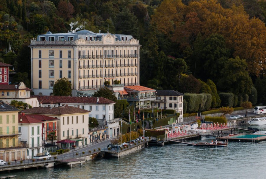 Italy-Destination-Elopement-at-Villa-del-Balbianello-Lake-Como-Drone-Shots-Lake-Como-Elopement-Photographer