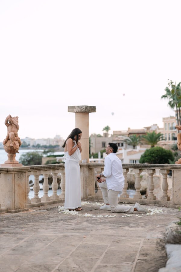 Mallorca-Surprise-Proposal-at-Finca-Port-Verd-Mallorca-Proposal-Photographer
