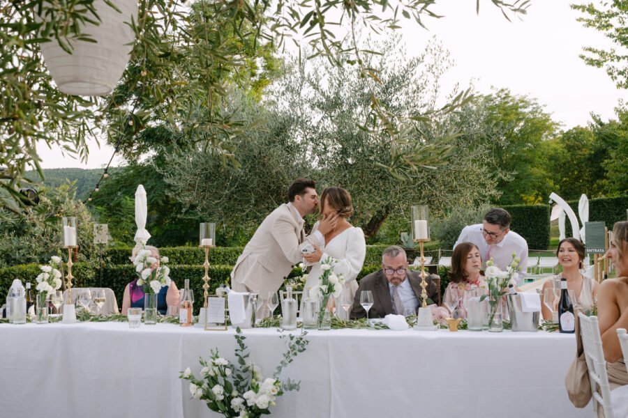 Italy-Destination-Wedding-at-Le-Stonghe-Estate-Tuscany-Wedding-Photographer-Italy-Wedding-Photographer