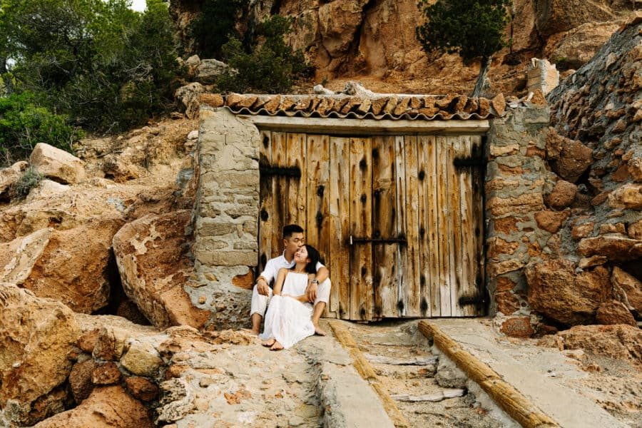 Ibiza-Engagement-Photoshoot-cala-Salada-Ibiza-Engagement-Photographer