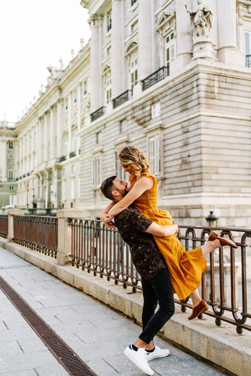 Madrid-Engagement-Photographer-Downtown-Madrid-Fall-Engagement