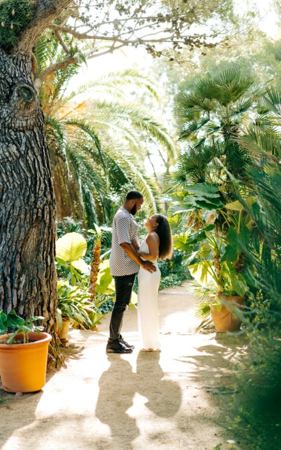 Surprise-Proposal-at-Marimurtra-Botanical-Gardens-Blanes-Barcelona-Engagement-Photographer