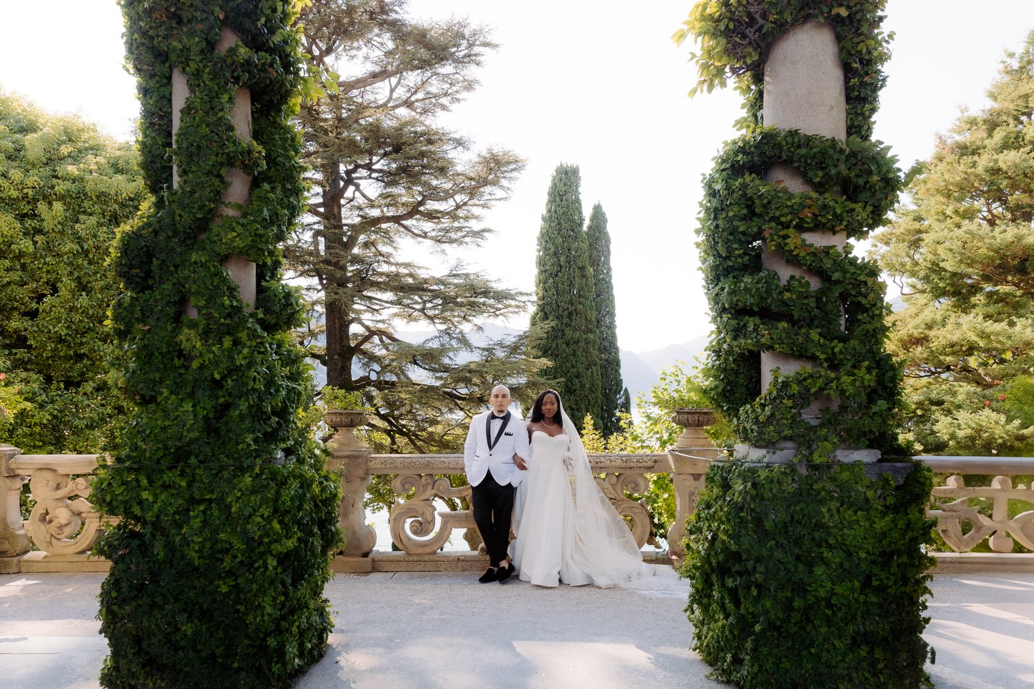 Italy-Destination-Elopement-at-Villa-del-Balbianello-Lake-Como-Drone-Shots-Lake-Como-Elopement-Photographer