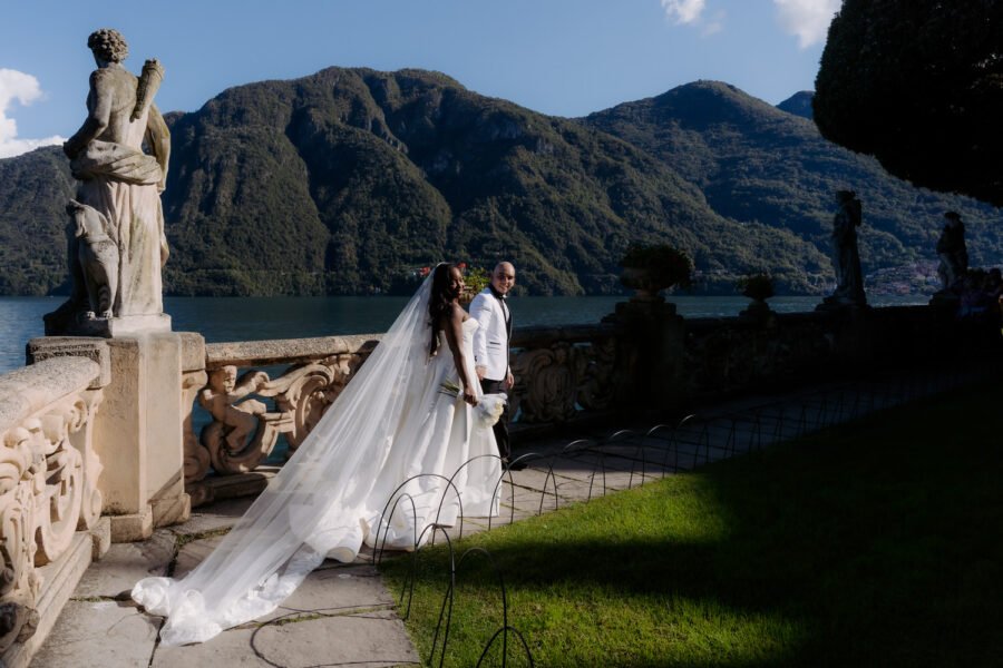 Italy-Destination-Elopement-at-Villa-del-Balbianello-Lake-Como-Drone-Shots-Lake-Como-Elopement-Photographer