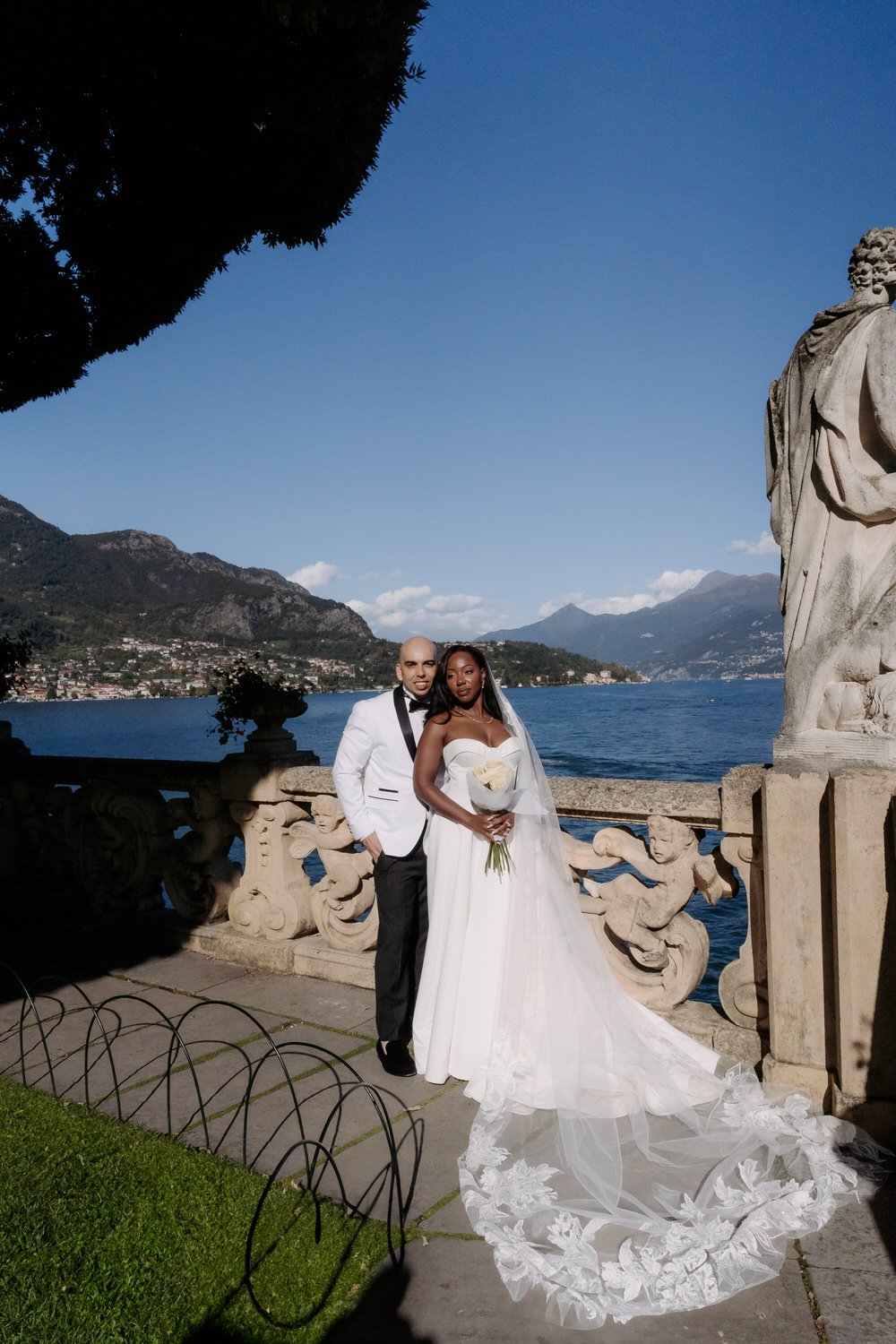 Italy-Destination-Elopement-at-Villa-del-Balbianello-Lake-Como-Drone-Shots-Lake-Como-Elopement-Photographer