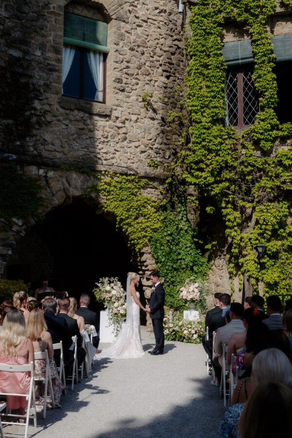 Barcelona-Destination-Wedding-at-La-Baronia-Barcelona-Castle-Wedding-Barcelona-Wedding-Photographer