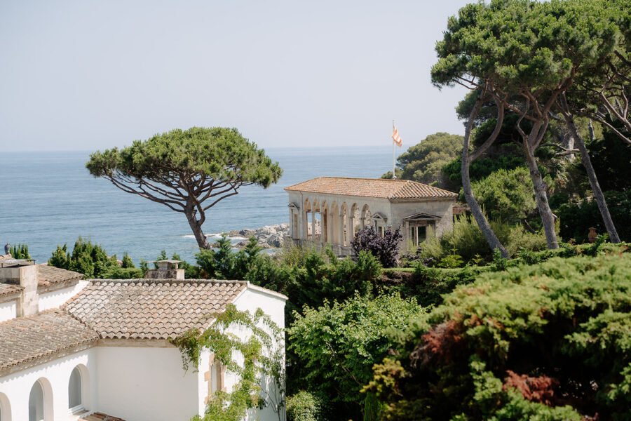 Laura-and-Jose_Costa-Brava-Destination-Wedding-at-Hostal-de-La-Gavina-SAgaro-Girona-Spain-Wedding-Photographer