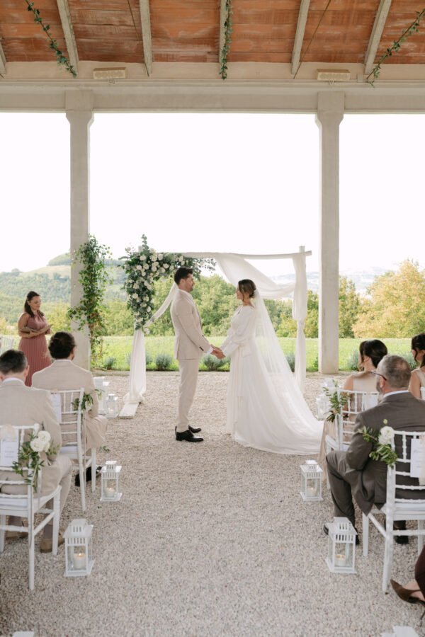 Italy-Destination-Wedding-at-Le-Stonghe-Estate-Tuscany-Wedding-Photographer-Italy-Wedding-Photographer