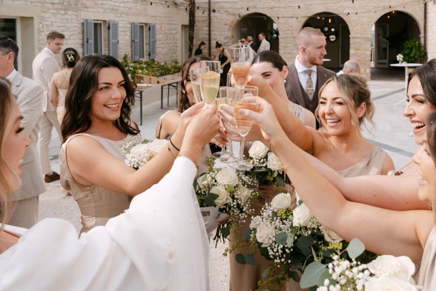 Italy-Destination-Wedding-at-Le-Stonghe-Estate-Tuscany-Wedding-Photographer-Italy-Wedding-Photographer